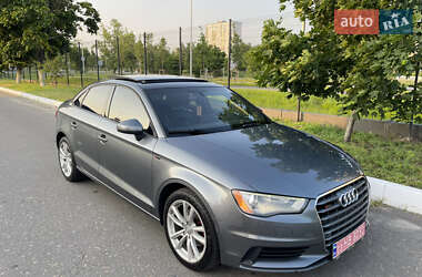 Седан Audi A3 2015 в Киеве