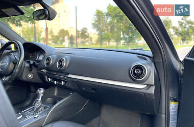 Седан Audi A3 2015 в 