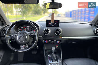 Седан Audi A3 2015 в 