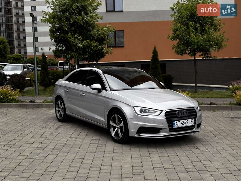 Седан Audi A3 2014 в 