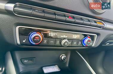 Седан Audi A3 2016 в 