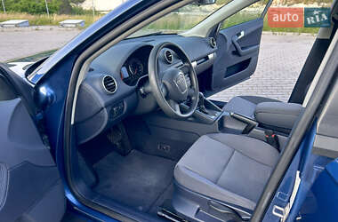 Хэтчбек Audi A3 2007 в 