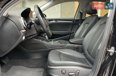Седан Audi A3 2016 в 