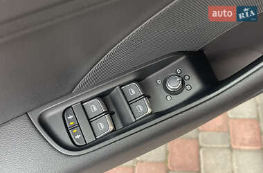 Седан Audi A3 2016 в 