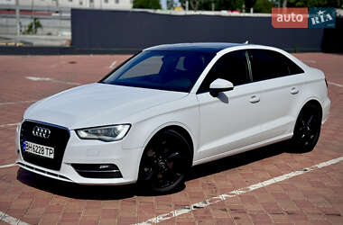 Седан Audi A3 2015 в 