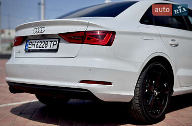 Седан Audi A3 2015 в 