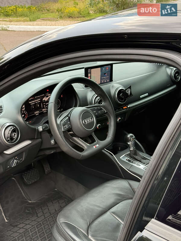 Седан Audi A3 2014 в Одессе