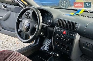 Хэтчбек Audi A3 1997 в 