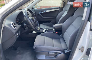 Хэтчбек Audi A3 2009 в 