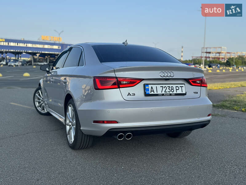 Седан Audi A3 2014 в Киеве