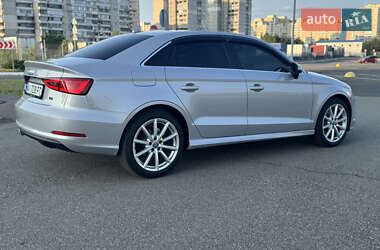 Седан Audi A3 2014 в 