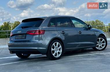 Хэтчбек Audi A3 2016 в 