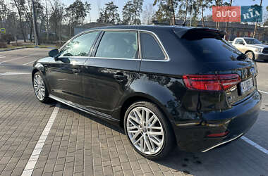 Хэтчбек Audi A3 2017 в 
