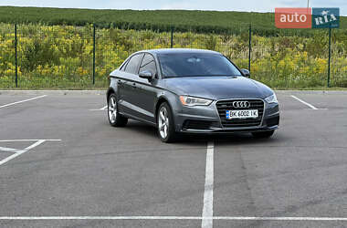 Седан Audi A3 2015 в 