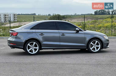 Седан Audi A3 2015 в 