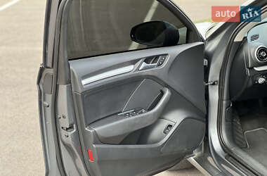 Седан Audi A3 2015 в 