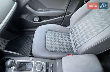 Хэтчбек Audi A3 2016 в 