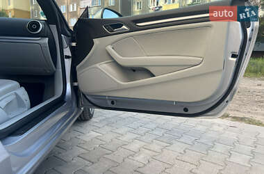 Кабриолет Audi A3 2016 в 