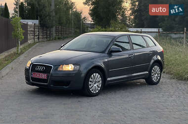 Хэтчбек Audi A3 2005 в 