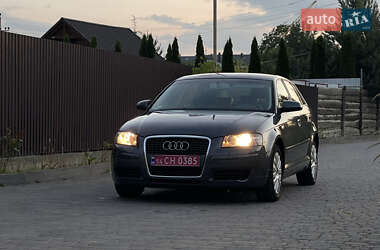 Хэтчбек Audi A3 2005 в 