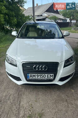 Хэтчбек Audi A3 2010 в 