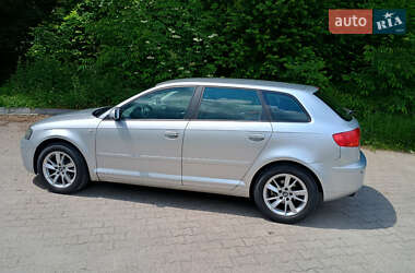 Хэтчбек Audi A3 2005 в 