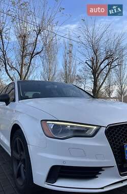 Седан Audi A3 2015 в 