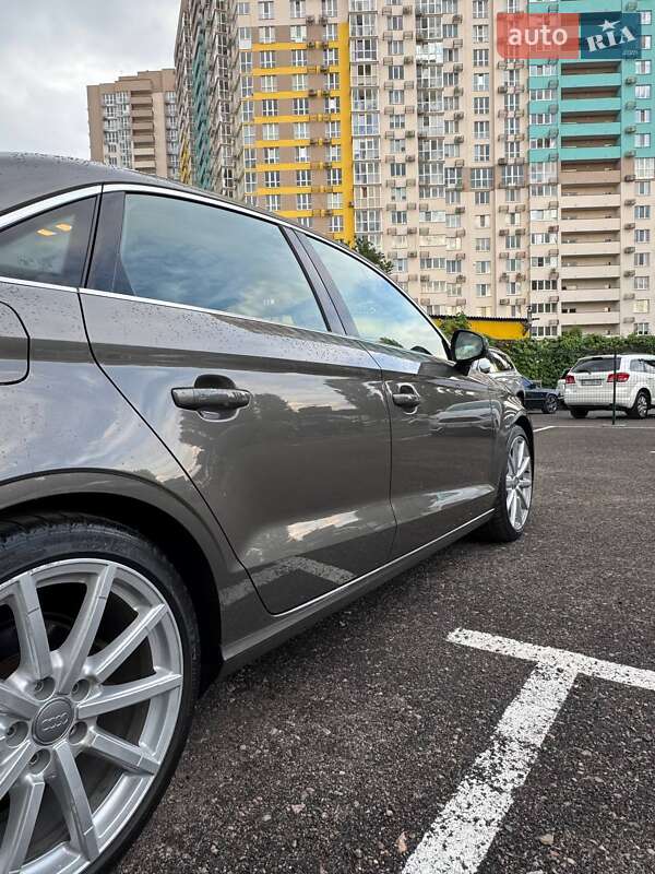 Седан Audi A3 2016 в Киеве фото 3 Седан Audi A3 2016 в Киеве