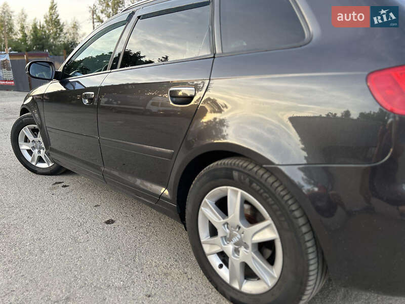 Хэтчбек Audi A3 2010 в Львове