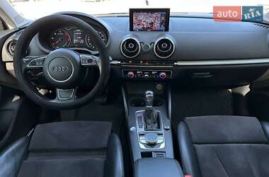Хэтчбек Audi A3 2016 в 