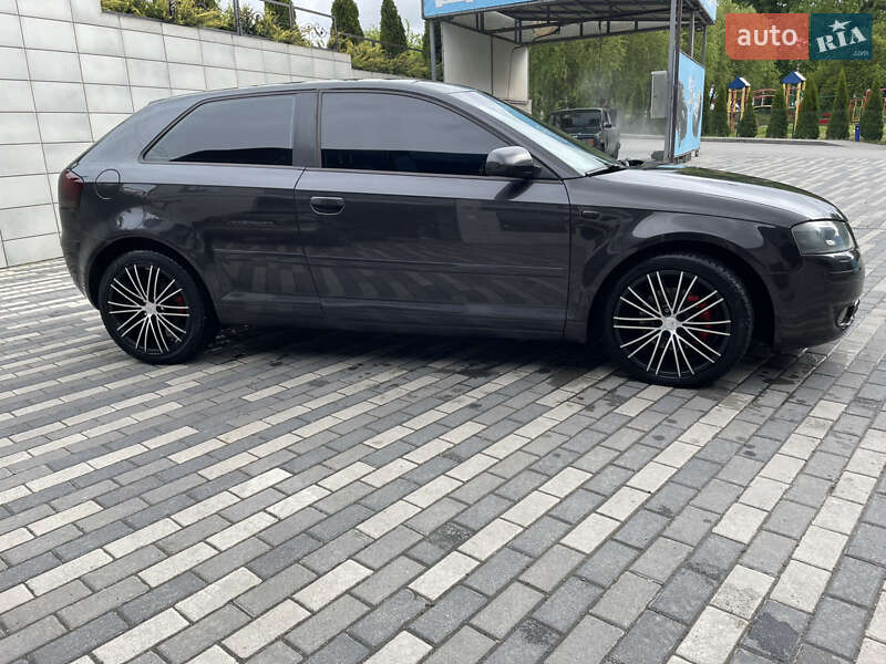 Хетчбек Audi A3 2004 в Красилові