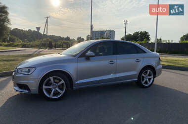 Седан Audi A3 2015 в 