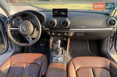 Седан Audi A3 2015 в 