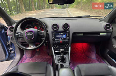 Хэтчбек Audi A3 2008 в 