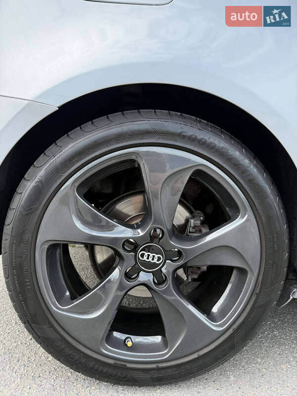 Хетчбек Audi A3 2015 в Дніпрі