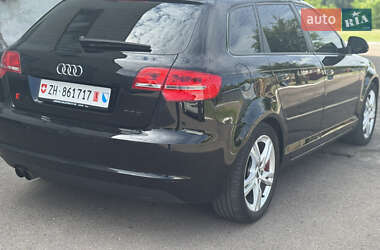Хэтчбек Audi A3 2009 в 