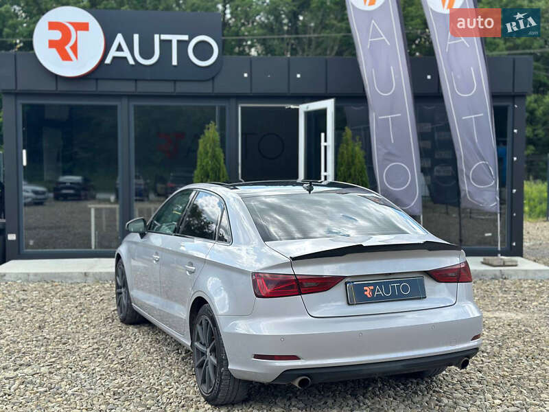 Седан Audi A3 2015 в Львове