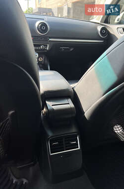 Седан Audi A3 2014 в 