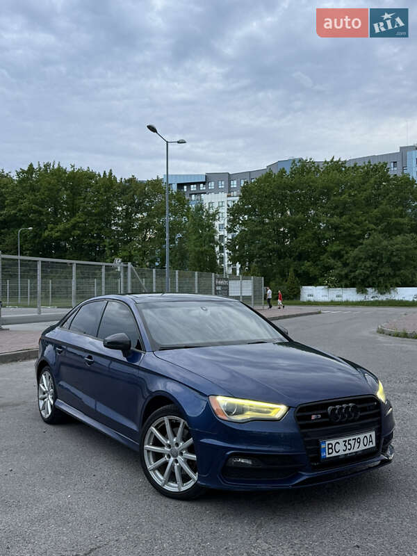 Седан Audi A3 2015 в Львове
