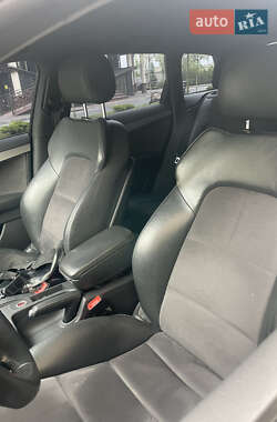 Хэтчбек Audi A3 2011 в 
