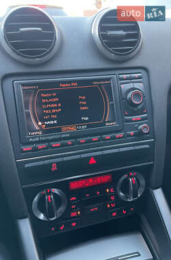 Хэтчбек Audi A3 2011 в 