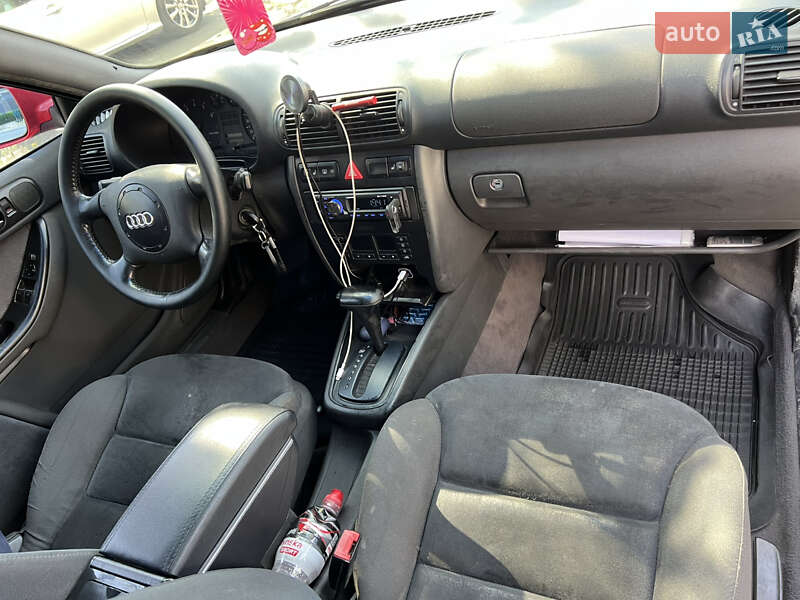 Хэтчбек Audi A3 1998 в Одессе