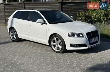 Хэтчбек Audi A3 2009 в 
