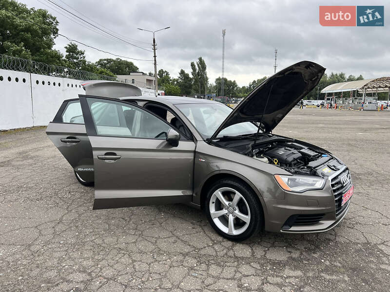 Седан Audi A3 2015 в Киеве