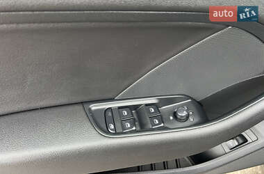 Седан Audi A3 2015 в 