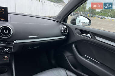 Седан Audi A3 2015 в 