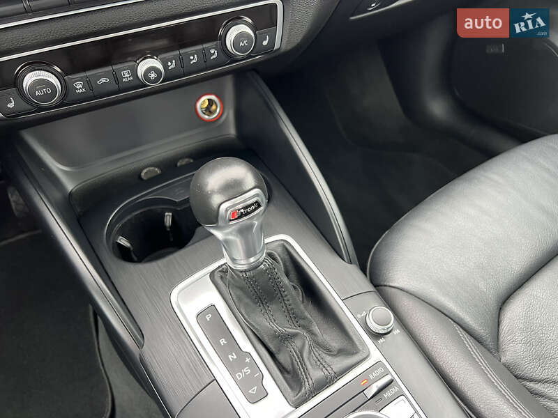 Седан Audi A3 2015 в Киеве