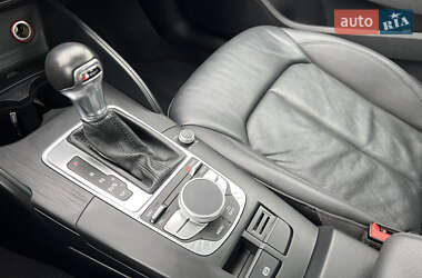 Седан Audi A3 2015 в 