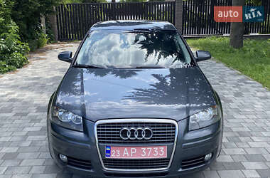 Хэтчбек Audi A3 2007 в 