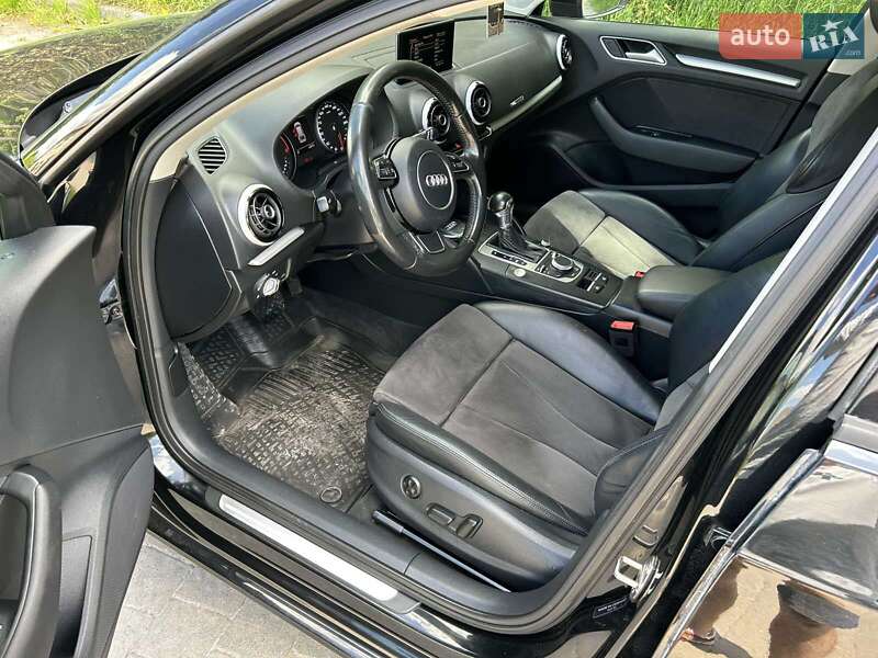 Хэтчбек Audi A3 2016 в Львове